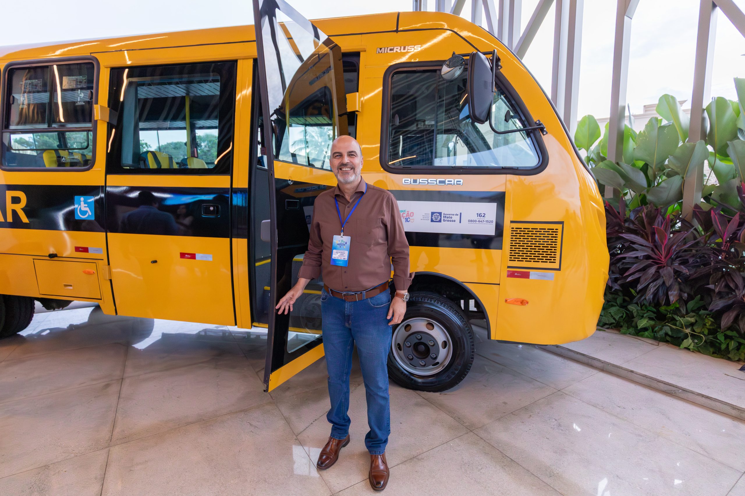 Parceria entre Estado e Prefeitura reforça transporte escolar em Cuiabá