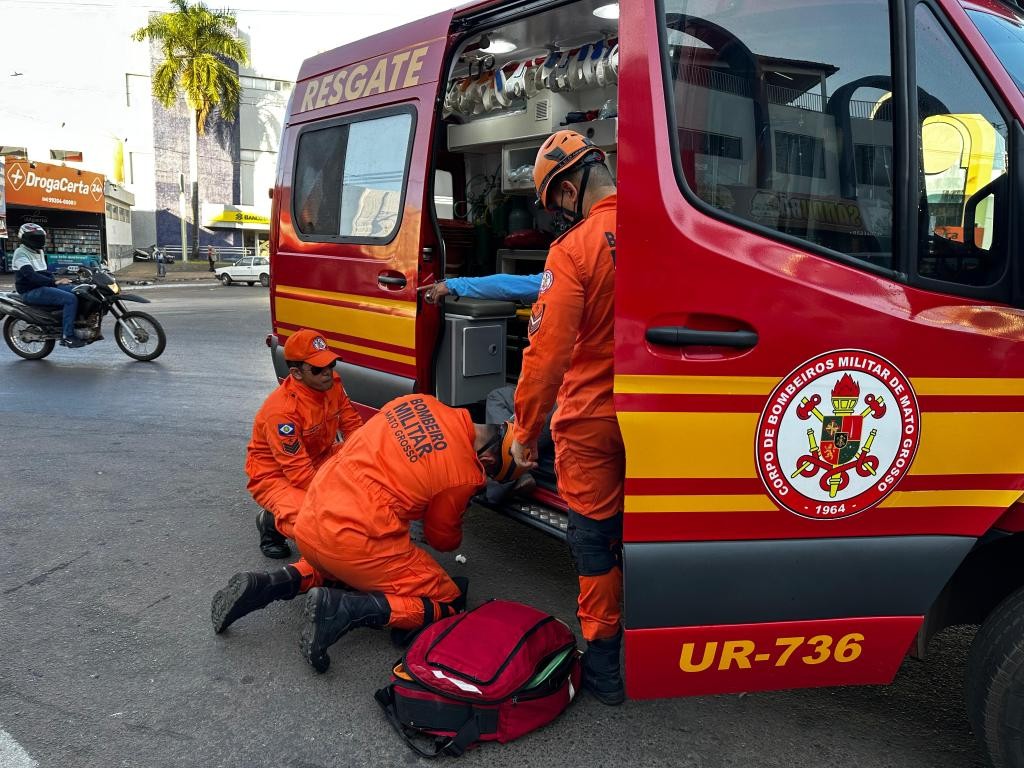 Corpo de Bombeiros socorre vítima de acidente de trânsito na MT-140